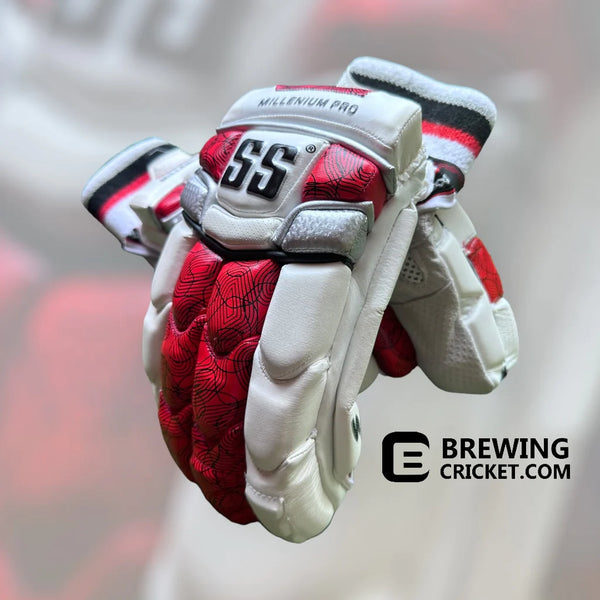 SS MILLENIUM PRO BATTING GLOVES